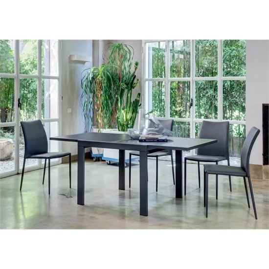 Sedie pieghevoli salvaspazio moderne per la sala pranzo - Smart Arredo  Design